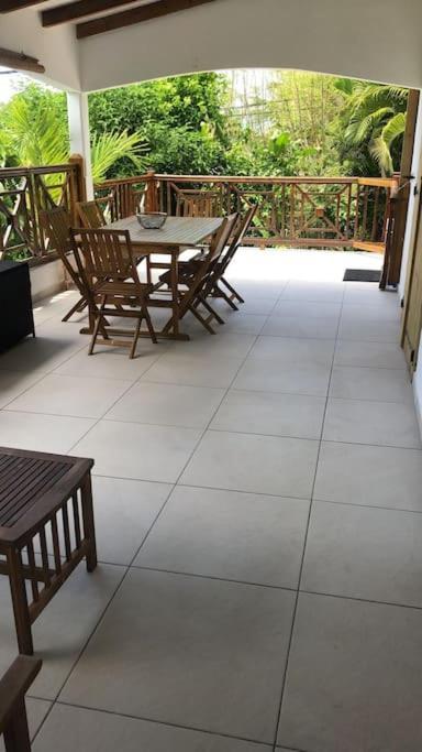 Le Cosy Paletuvier Apartman Vieux-Bourg Kültér fotó