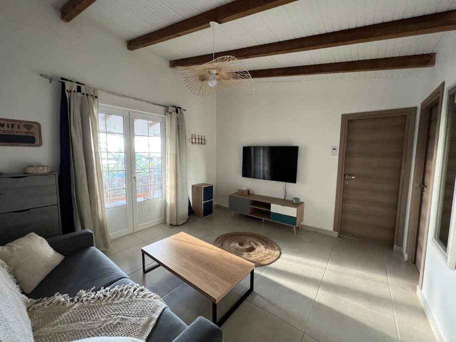 Le Cosy Paletuvier Apartman Vieux-Bourg Kültér fotó